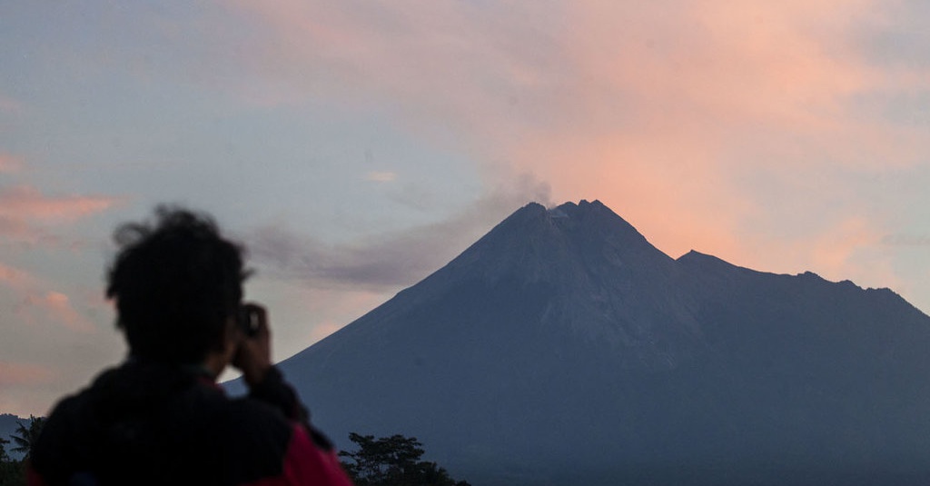 Sejarah Gunung Merapi: Bukan Sekadar Legenda dan Mitologi 