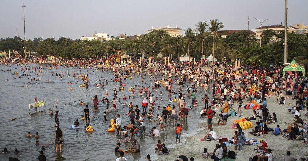 Atasi Polusi, Ancol & TMII Beri Kemudahan bagi Kendaraan Listrik