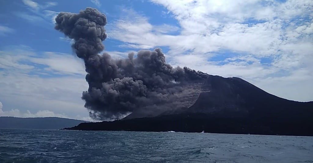 Sejarah Tsunami Anyer dan Letusan Gunung Krakatau  1883 
