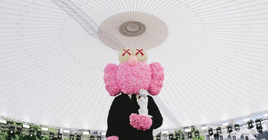 Kaws Yang Memikat Kim Jones Tirto Id Kaws Yang Memikat Kim Jones Tirto Id