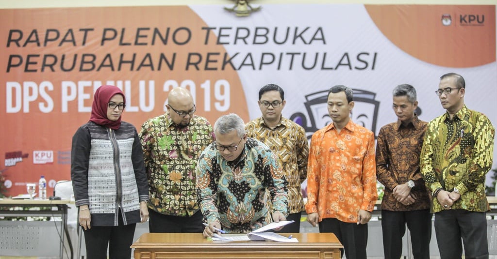 KPU Akan Kembalikan Bakal Caleg Mantan Koruptor Ke Partai