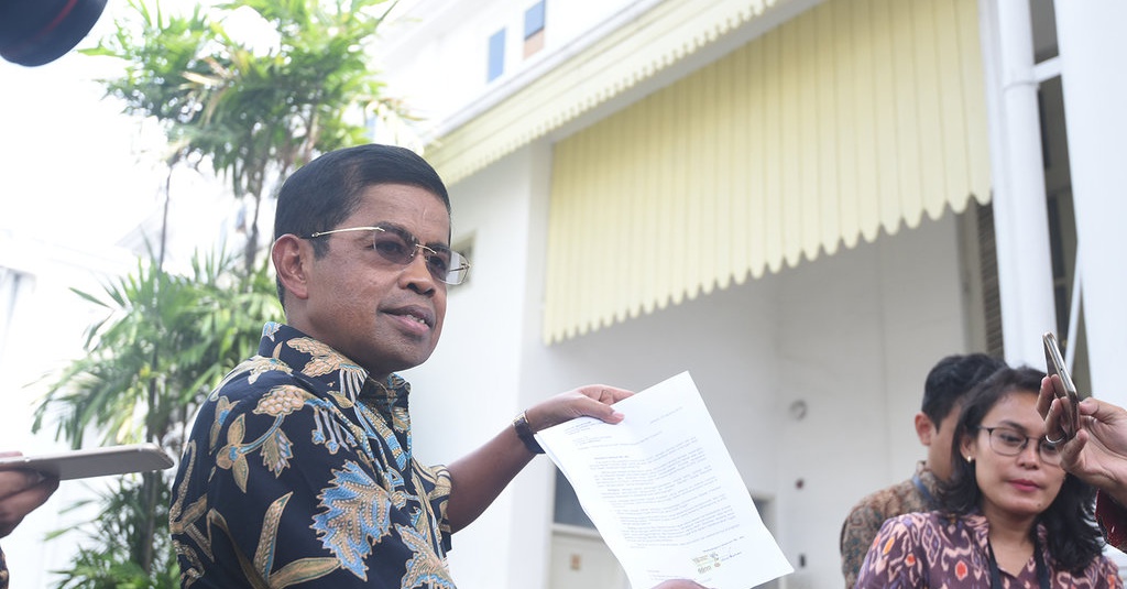 Akui Tersangka Sebelum Dirilis KPK, Idrus Marham Disebut "Offside"