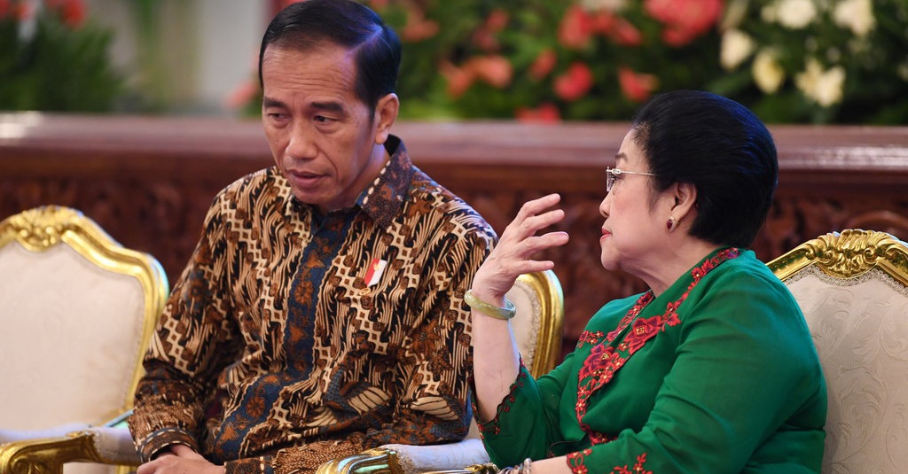 Jokowi Bertemu Megawati Bahas Pemilu 2024 & Krisis Global