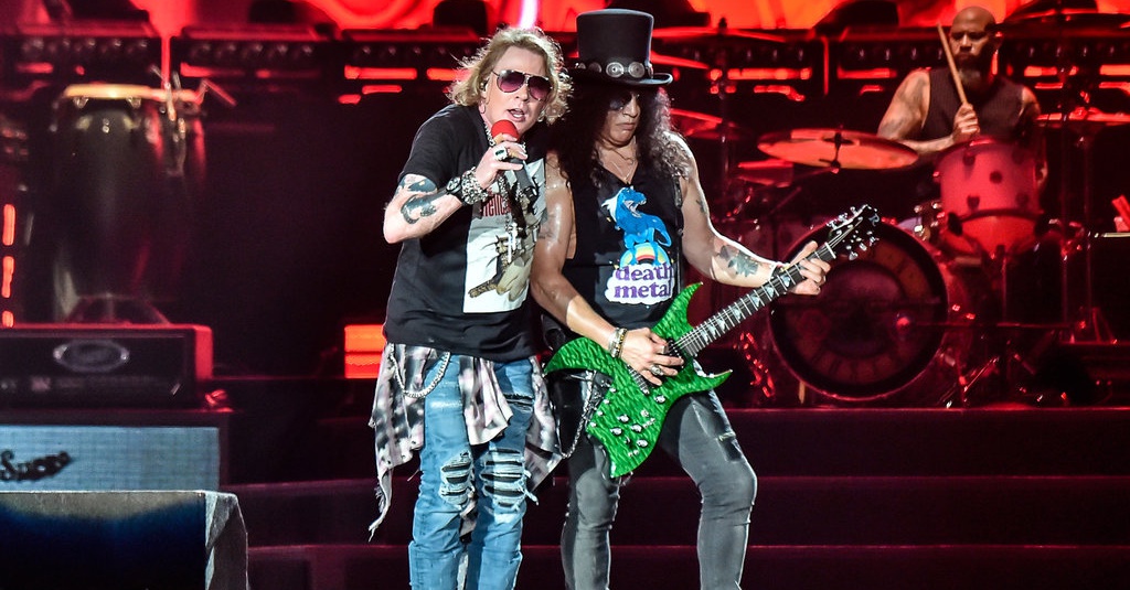 Guns N' Roses Guncang Penggemarnya Di Gelora Bung Karno