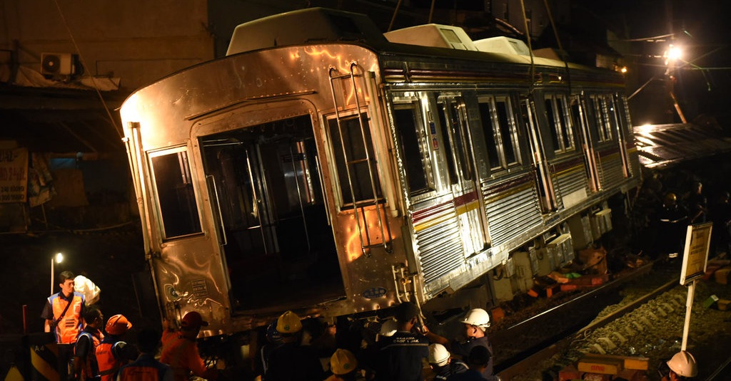 Masinis Kereta Anjlok Jakarta-Bogor Tak Alami Luka Serius