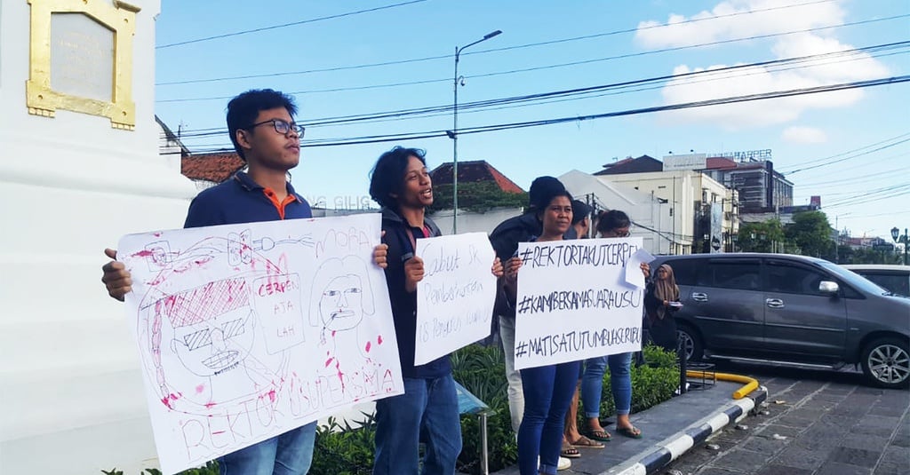 Bela Suara USU, Mahasiswa Gelar Demo di Kemenristekdikti 