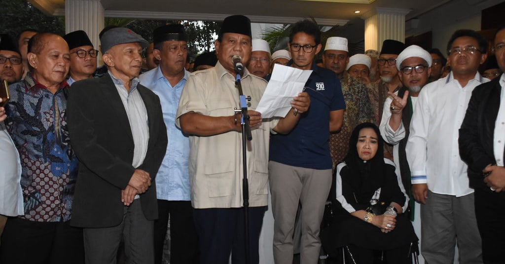 Sandi Banyak Menunduk & Diam Saat Deklarasi, BPN: Baca 