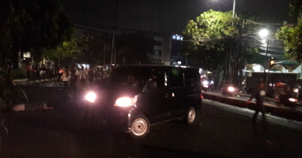 Mobil Tak Bisa Lewat di Jalan Brigjen Katamso