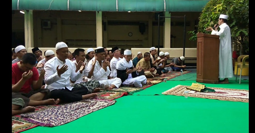 Salat Id di Rutan, Eggi: Mudah-Mudahan Balasan Segera 