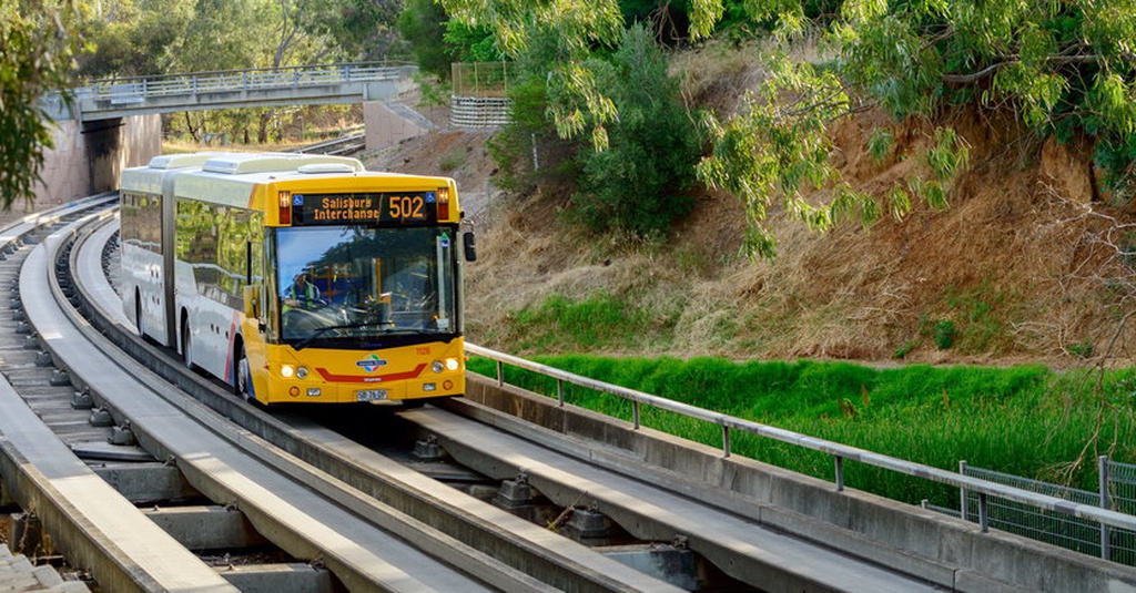 Kemenhub Jelaskan Transportasi O-Bahn Sebagai Solusi 