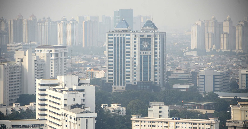 Pertamina dan KLHK Uji Coba Modifikasi Cuaca Mikro Atasi Polusi