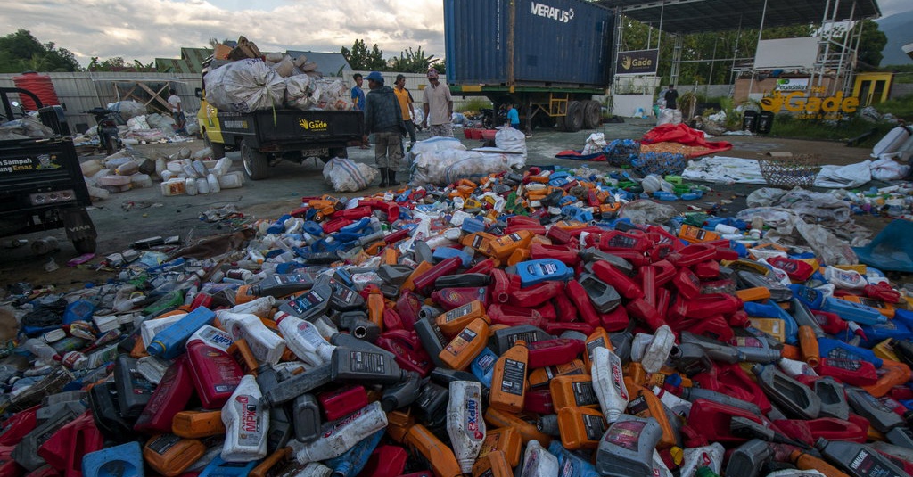 Pemerintah Revisi Aturan Impor Sampah  Plastik  Tirto ID