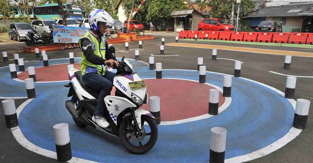 Korlantas Polri akan Evaluasi Tes Praktik Sim Zig-zag & Angka 8