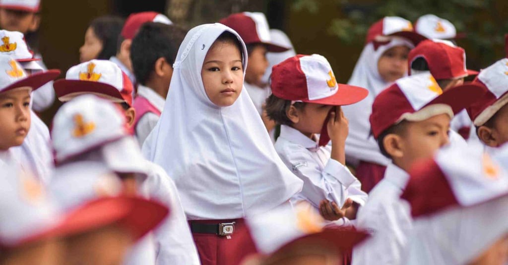 Contoh Susunan Upacara Bendera 17 Agustus di Sekolah Lengkap PDF