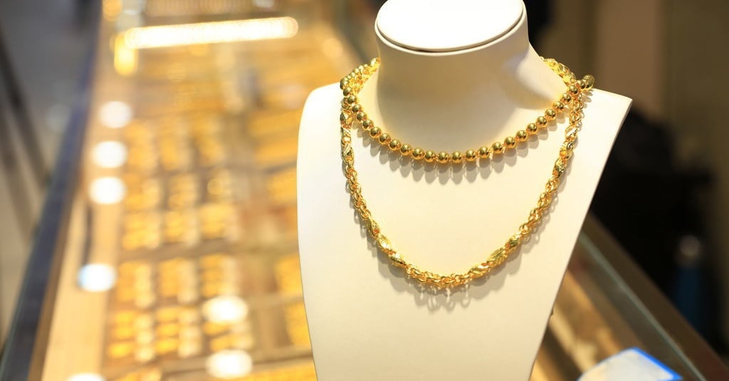 Daftar Harga Jual Emas Perhiasan Semar Dan Ubs 18 Februari 2021 Tirto Id 