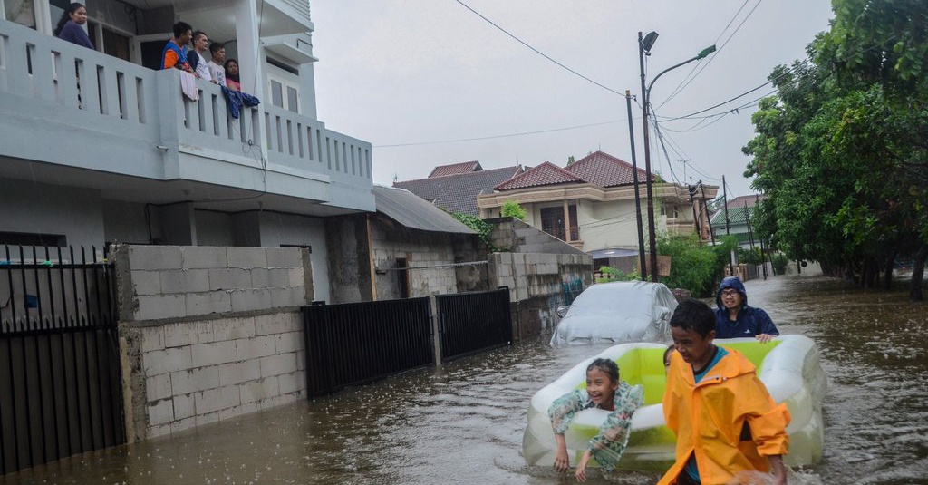 Daftar Lokasi Banjir di Jabodetabek Menurut BNPB  Tirto.ID