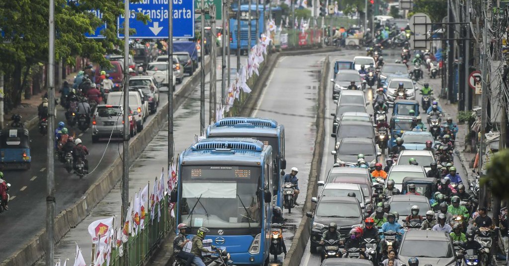 Rute Transjakarta Yang Setop Hingga Dialihkan Saat Demo Omnibus Law