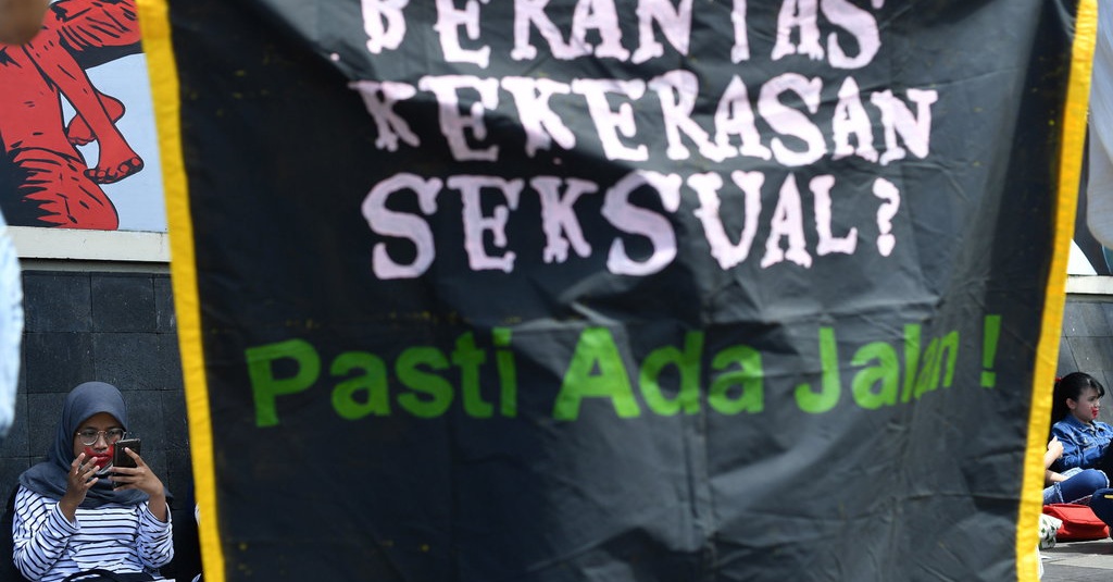 Kasus Kekerasan Seksual di Pesantren Tekanan Publik & Tak Tuntas