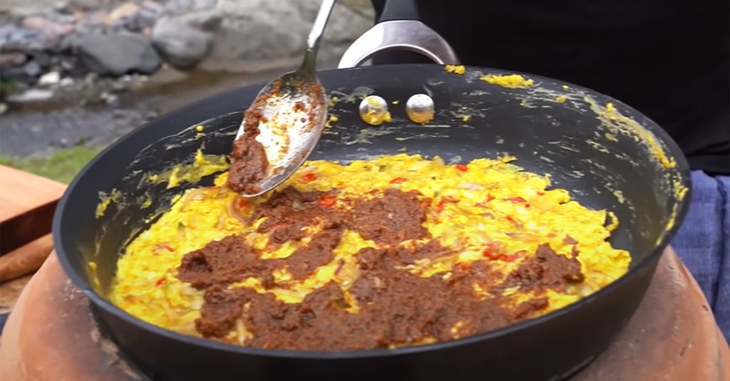 Resep Rendang ala Gordon Ramsay di Uncharted National Geographic