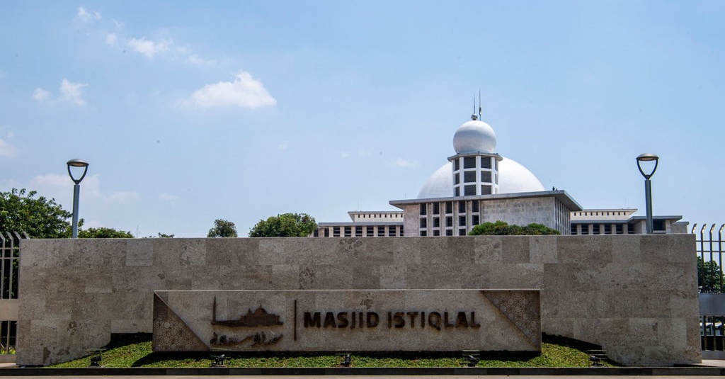 Dishub DKI Jakarta Tertibkan Parkir Liar di Masjid Istiqlal