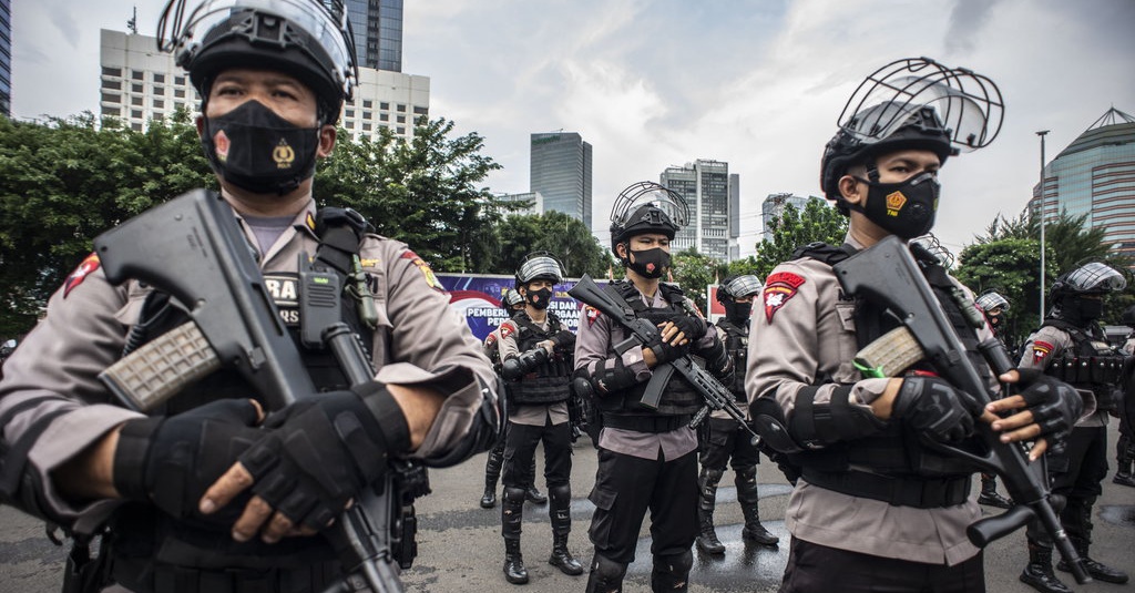 Sejarah Hari Bhayangkara 1 Juli 2021: Tema & Logo ...