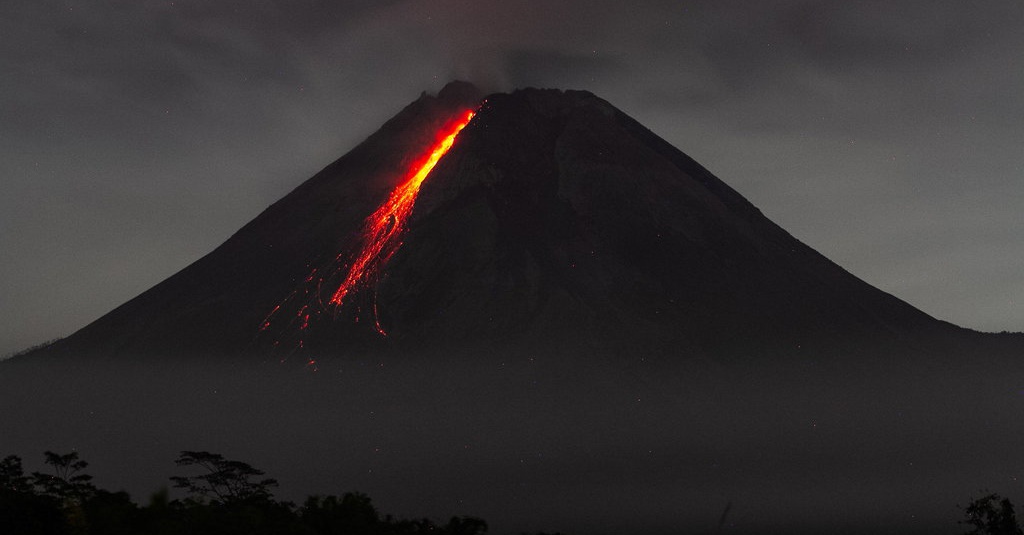 Berita Gunung Merapi Hari Ini 18 Juni 2021: 52 Kali Gempa ...