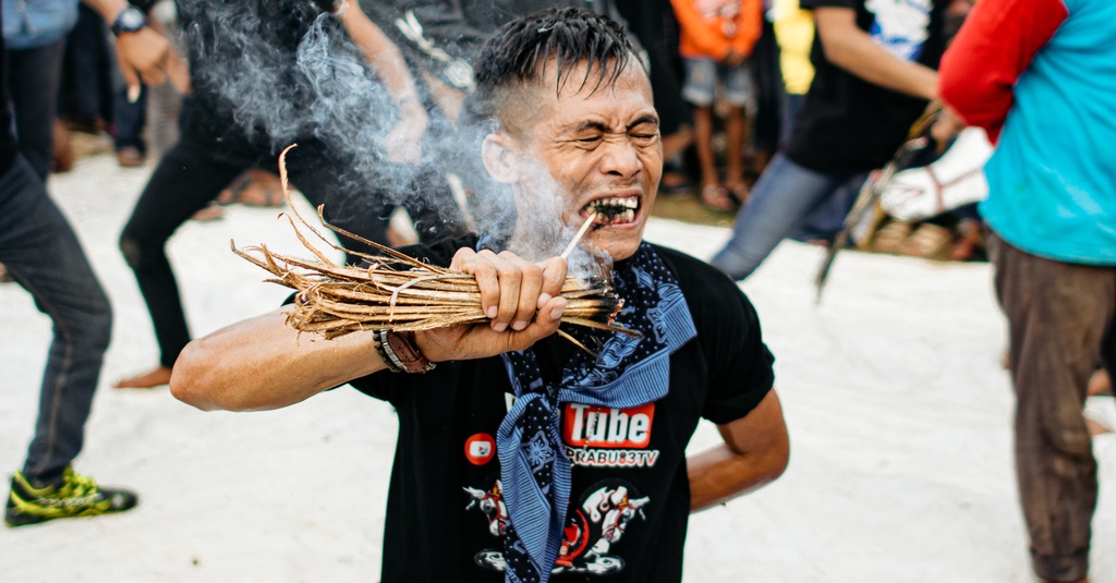 Ritualisasi dan Tradisi Khas Desa Tayem dalam Pertunjukan Ebeg yang Membius