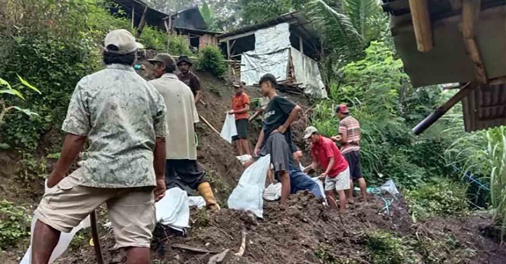 Dua Warga Kebumen Meninggal Tertimbun Tanah Longsor