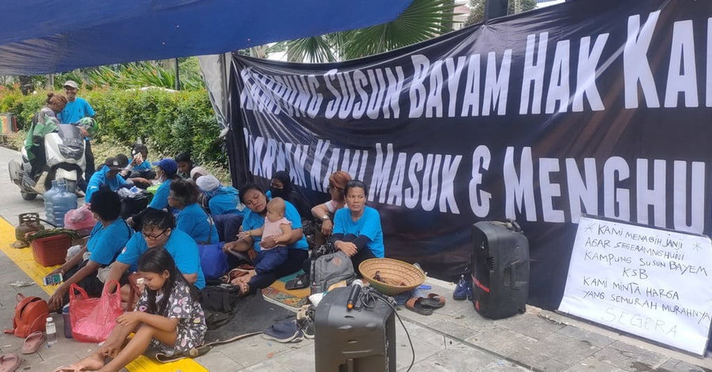 Warga Kampung Bayam Demo Heru Karena Tak Respons Tuntutan