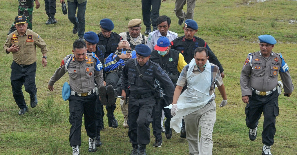 Tim Sar Berhasil Evakuasi Kapolda Jambi Dari Hutan Kerinci