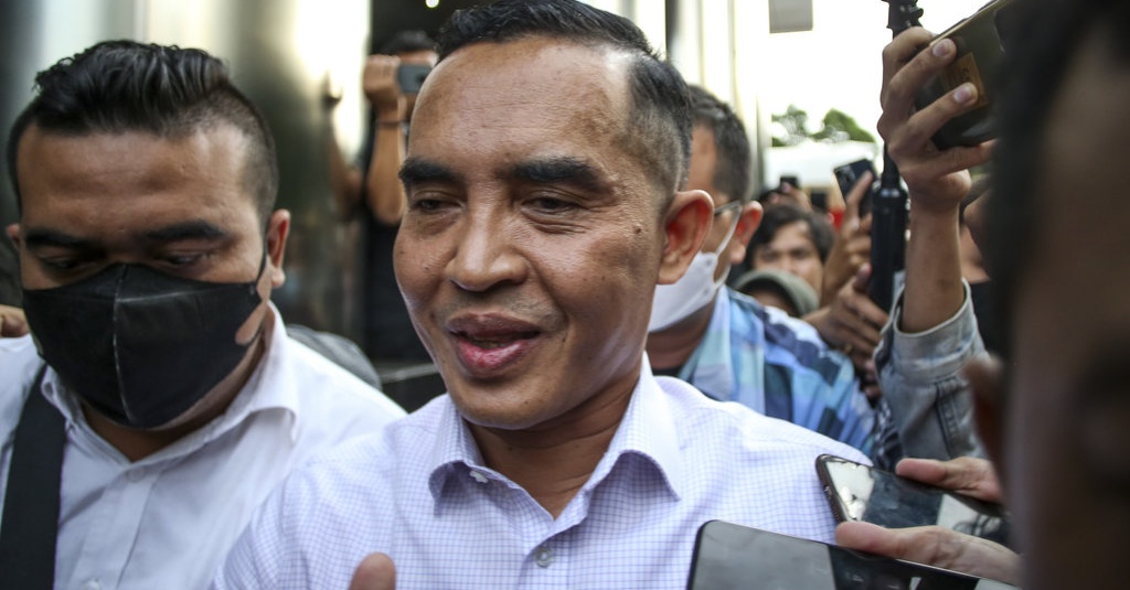 KPK Periksa Eks Kepala Bea Cukai Yogyakarta Eko Darmanto