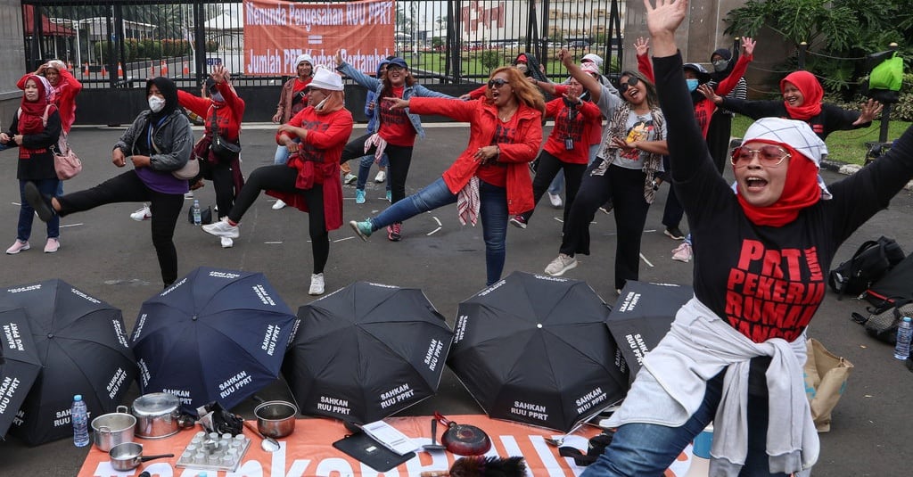 PRT & Buruh Perempuan Tolak Kebijakan 'No Work, No Pay'