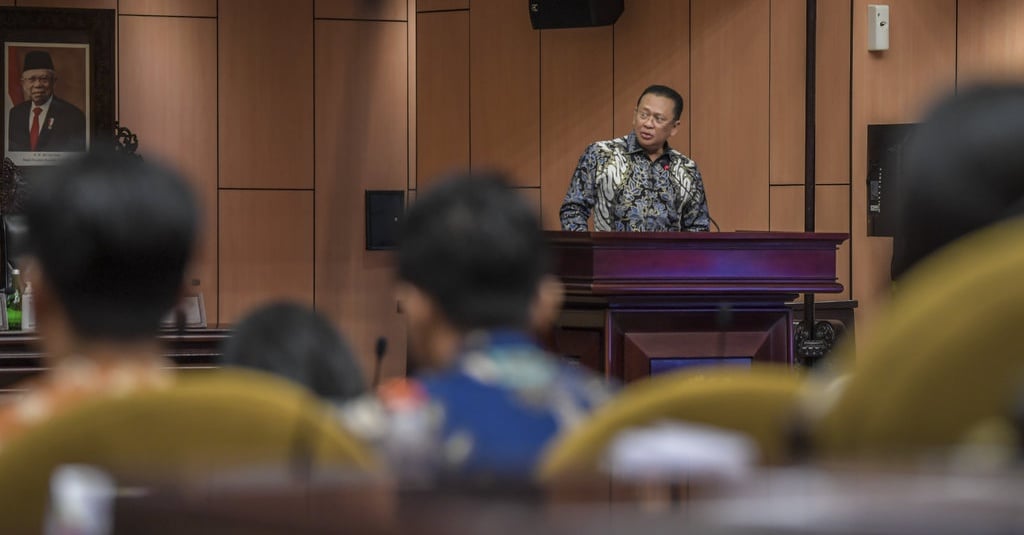 Ketua MPR Bantah Omongan Anies soal Menko Bisa Ubah Konstitusi