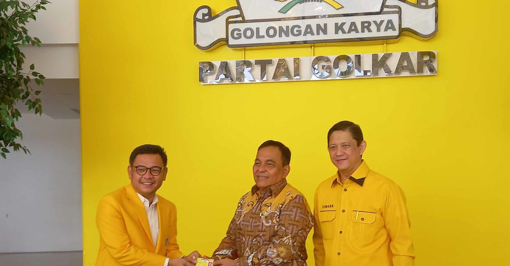 Eks Kapolda Bengkulu Irjen (purn) Yovianes Mahar Gabung Golkar