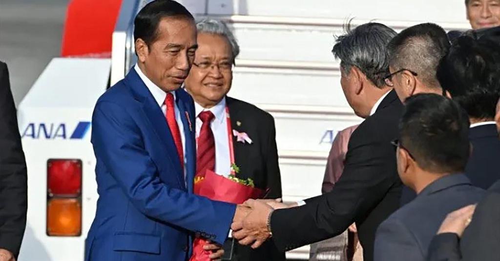 Presiden Jokowi Bertemu PM Inggris dan PM Kanada di Sela KTT G7