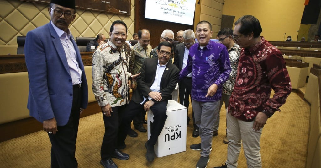 Pendaftaran Capres & Cawapres Maju Bukan karena Politis