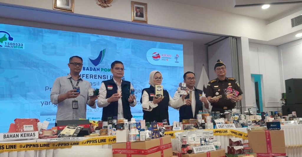 Banjiri Pasar, DPR Dorong BPOM Rutin Rilis Daftar Obat Ilegal