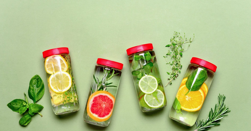7 Infused Water untuk Diet, Cara Membuat dan Manfaatnya