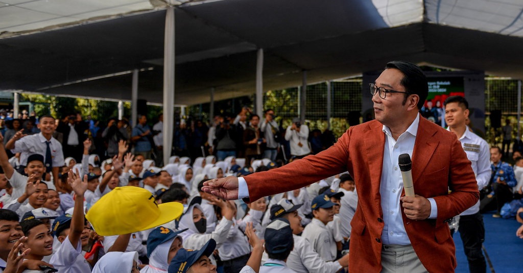 Atasi Macet Bandung, Ridwan Kamil Usul Bangun Kereta Gantung