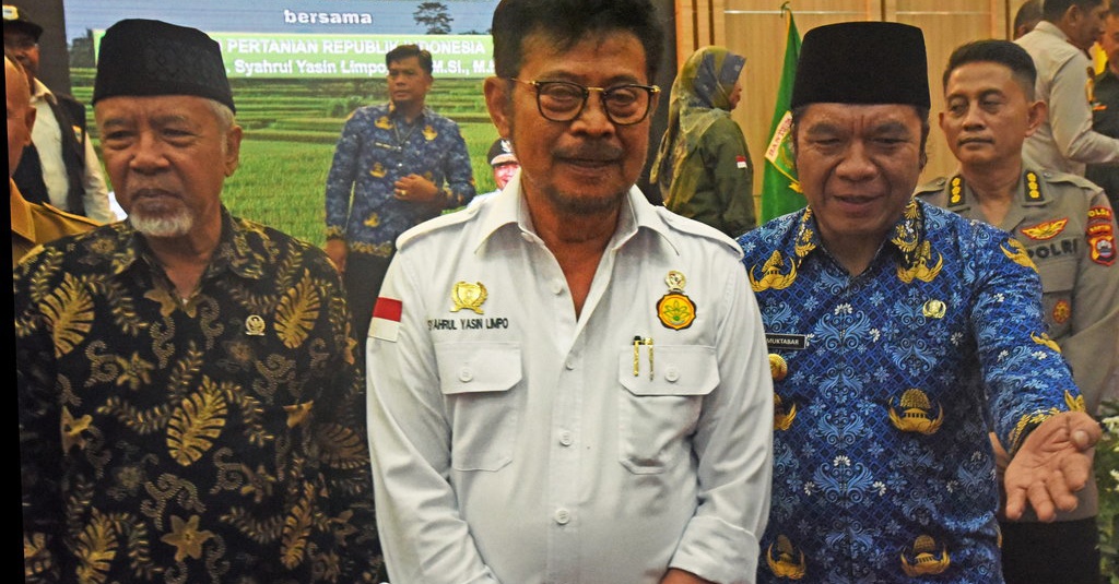Mentan Ajak Petani Mulai Tanam Varietas Unggul Tahan Kering