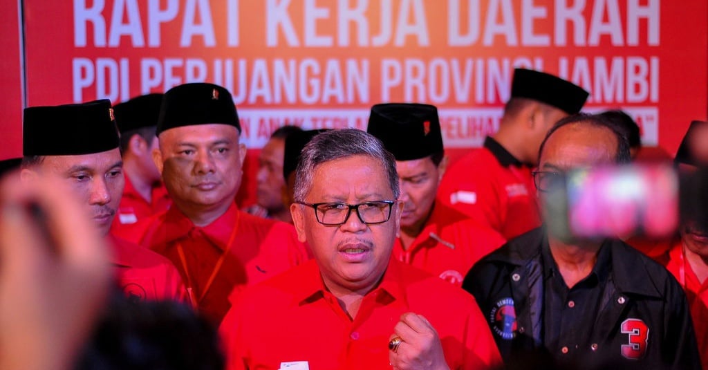 Kata Hasto PDIP soal Sinyal Golkar Tak Larang RK jadi Cawapres