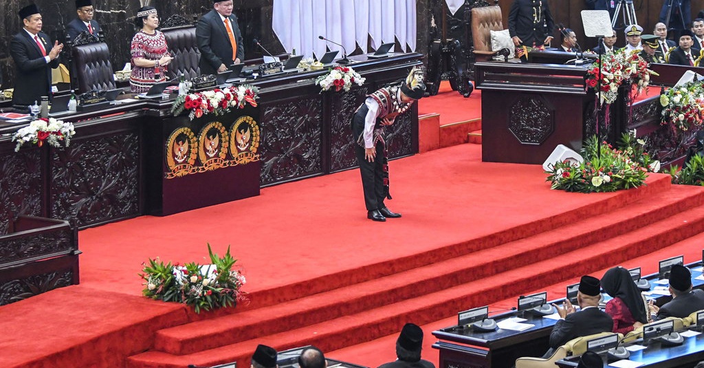 Jokowi Ikhlas Menerima Makian & Fitnah dari Rakyat