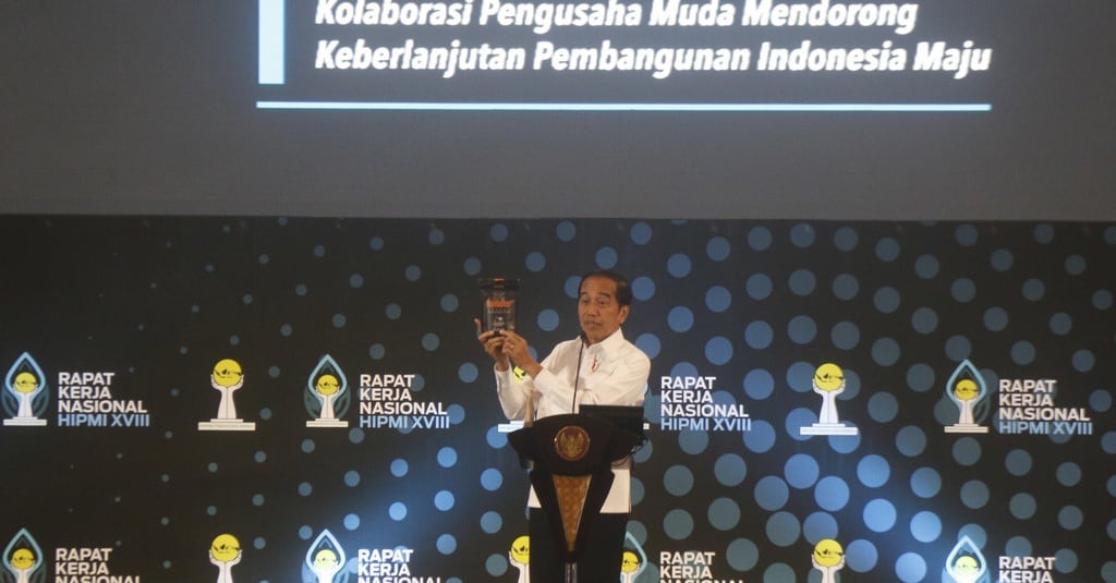 Jokowi soal Kabar Pilkada 2024 Dimajukan: Urgensinya Apa?