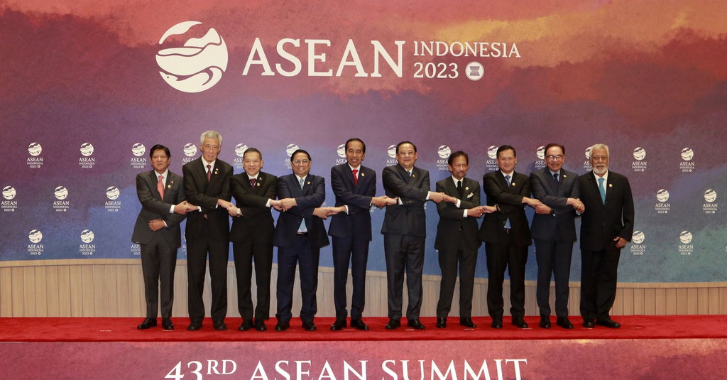 ASEAN Harus Bersatu & 'Kapal' Ini Tetap Bergerak Maju