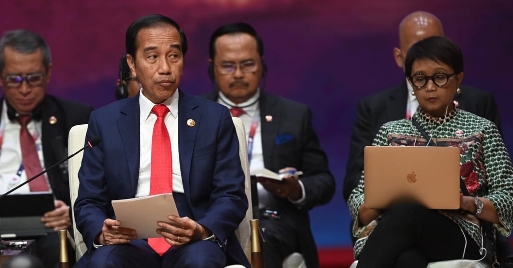 Jokowi Bahas Rencana Impor Beras dari Kamboja hingga Cina