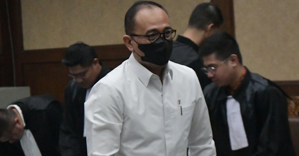 Hakim Tolak Eksepsi Rafael Alun, Sidang Lanjut Pemeriksaan Saksi