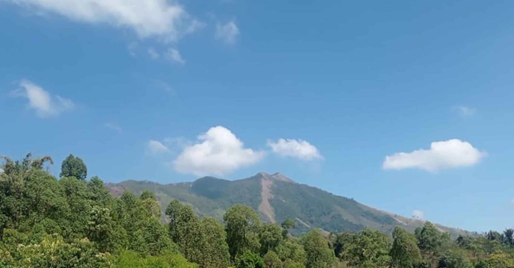 Status Gunung Inielika Waspada, Warga Diminta Tak Mendekat
