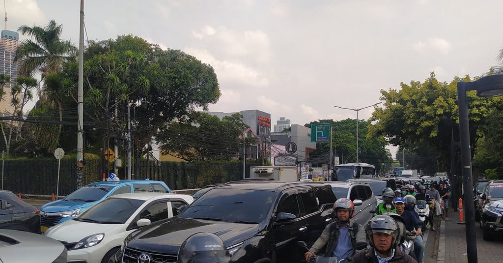 Imbas Pendaftaran Capres-Cawapres, Jalan Menuju KPU Macet