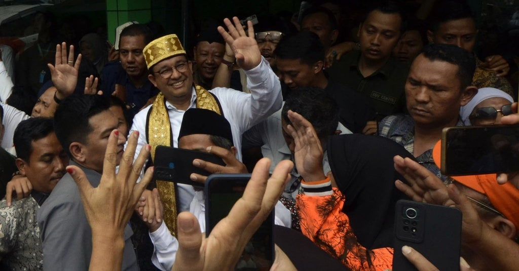 Kampanye Hari Ke-12: Anies Kunjungi Cirebon, Cak Imin Absen