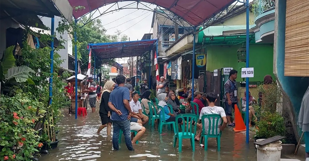 Pencoblosan di 27 TPS Jakbar Terendam Banjir Tetap Berjalan